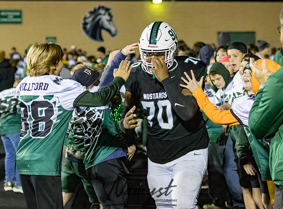 Mounds View vs East Ridge Varsity Football 210