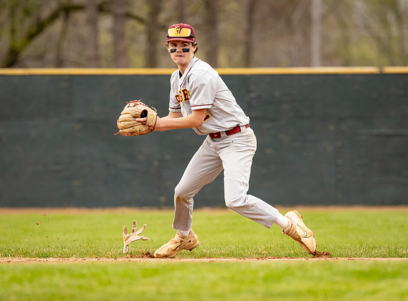 Forest Lake vs Duluth East Varsity Baseball 396
