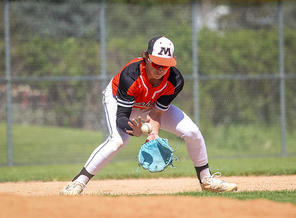 Centennial vs Moorhead Baseball 110
