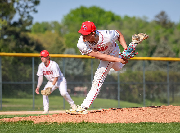 Centennial vs Buffalo Varsity Baseball 210