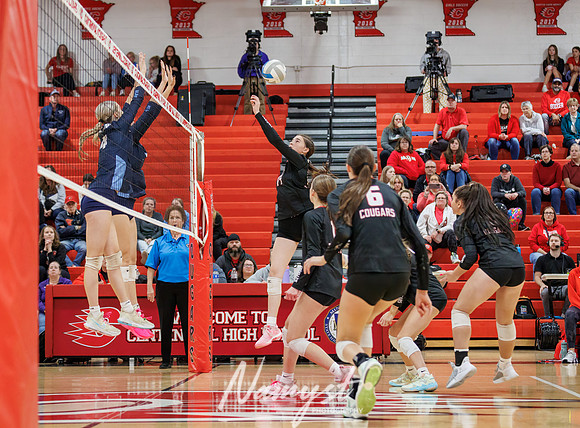 Centennial vs Blaine Girls Varsity Volleyball 185
