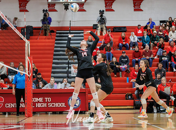 Centennial vs Blaine Girls Varsity Volleyball 204
