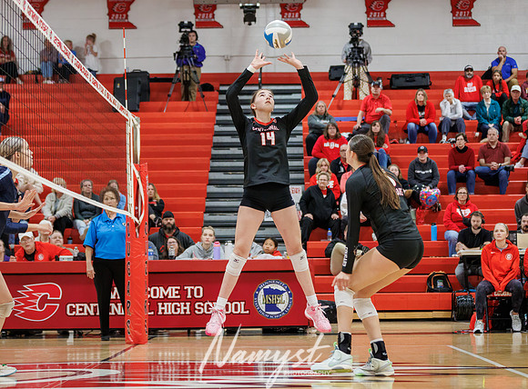 Centennial vs Blaine Girls Varsity Volleyball 210