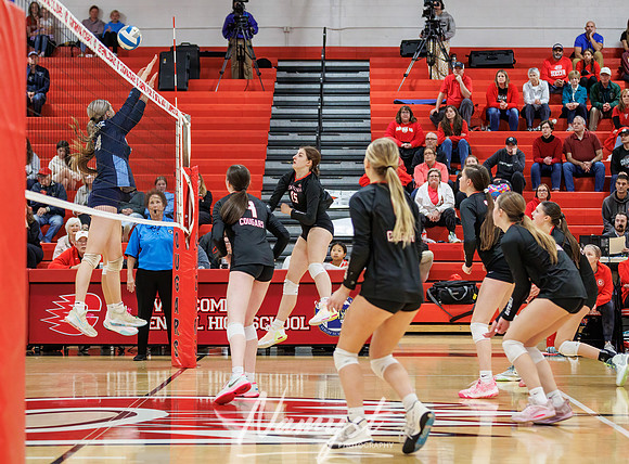 Centennial vs Blaine Girls Varsity Volleyball 296