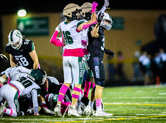 Mounds View vs Park Varsity Football 222