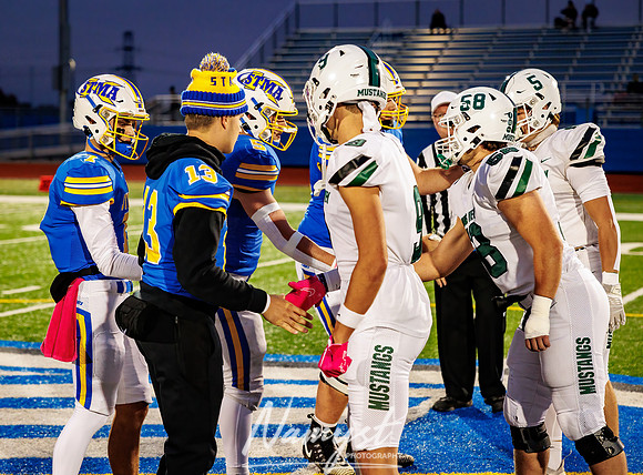 Mounds View vs STMA Varsity Football 17
