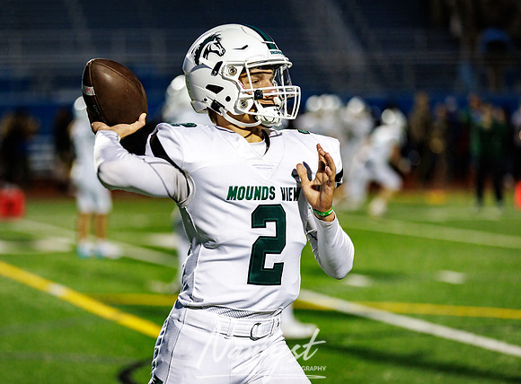 Mounds View vs STMA Varsity Football 32
