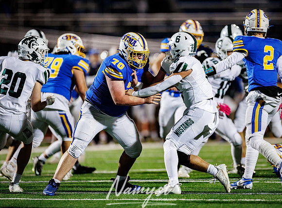 Mounds View vs STMA Varsity Football 53