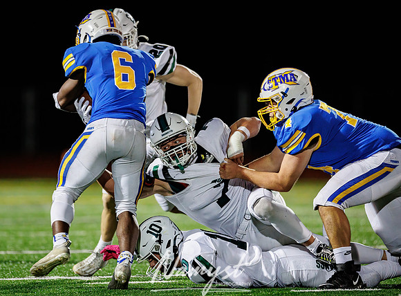 Mounds View vs STMA Varsity Football 74