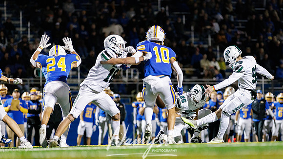 Mounds View vs STMA Varsity Football 143