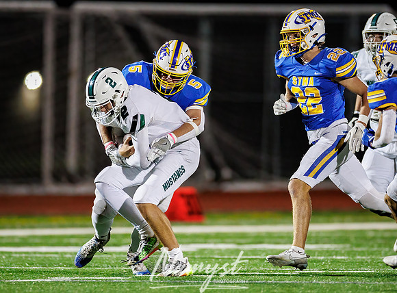 Mounds View vs STMA Varsity Football 179
