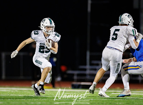 Mounds View vs STMA Varsity Football 218