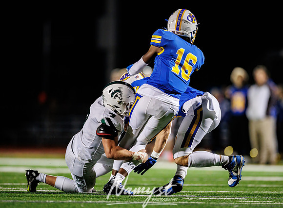 Mounds View vs STMA Varsity Football 261