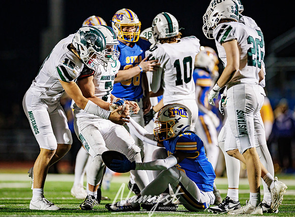 Mounds View vs STMA Varsity Football 264