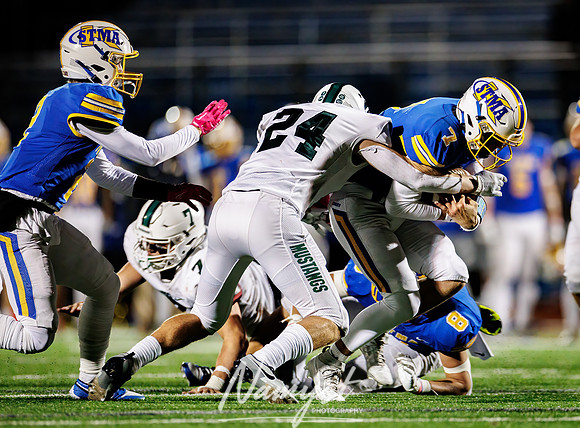 Mounds View vs STMA Varsity Football 277