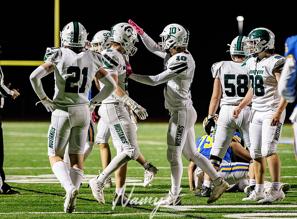 Mounds View vs STMA Varsity Football 299