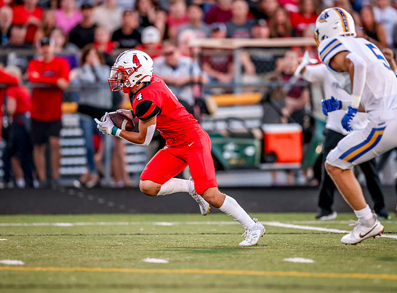 Centennial vs STMA Varsity Football 192