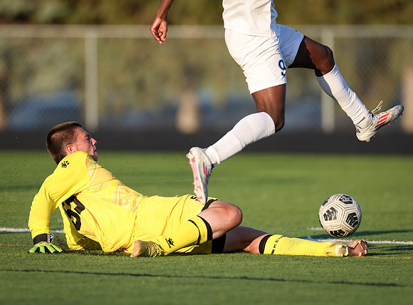 Centennial vs Blaine Varsity Soccer 19