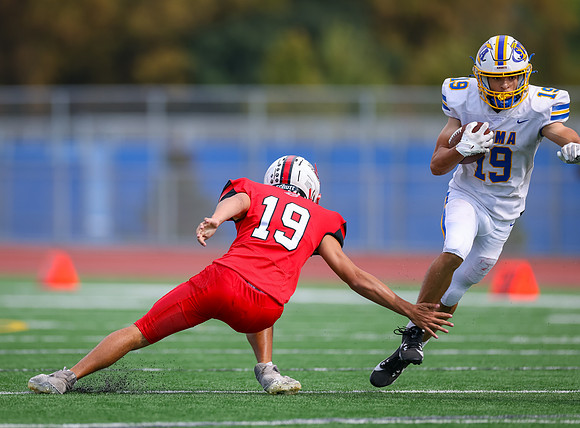 Centennial vs STMA JV Football 296