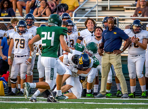Mounds View vs Totino Grace Varsity Football 194