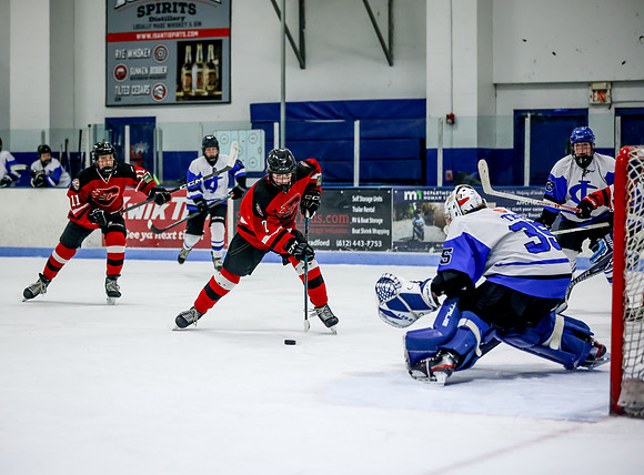 Centennial vs Cambridge Isanti Hockey 82
