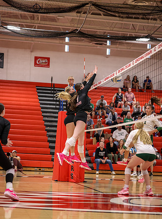 Centennial vs Mounds View Girls Varsity Volleyball 55