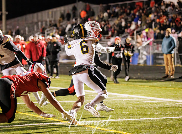 Centennial vs Burnsville Varsity Football 218