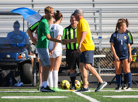 Mounds View vs Mahtomedi Girls Varisty Soccer 24