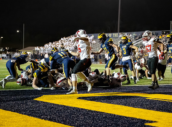 Centennial vs Rosemount Varsity Football 90