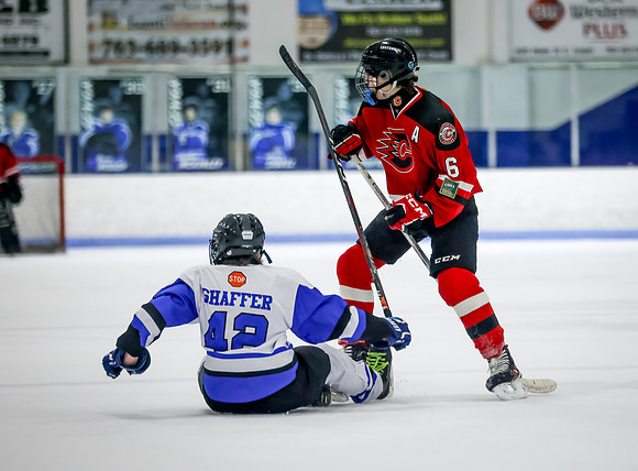 Centennial vs Cambridge Isanti Hockey 160