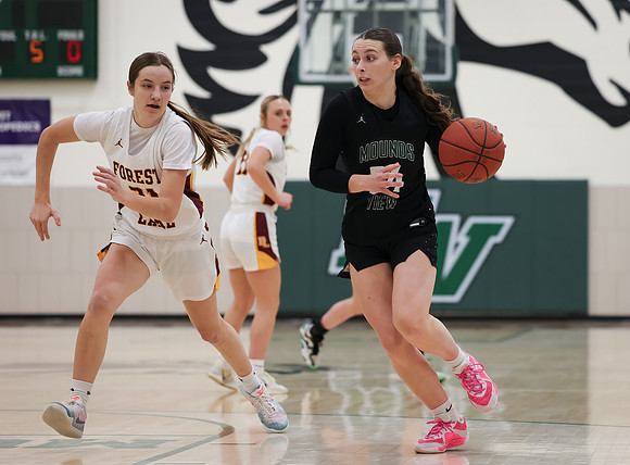 Mounds View vs Forest Lake Varsity Basketball 39