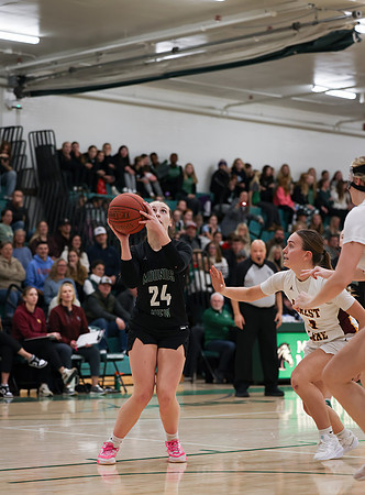 Mounds View vs Forest Lake Varsity Basketball 106