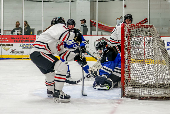 Centennial vs Roger JV Hockey 106