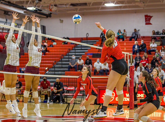 Centennial vs Maple Grove Varsity Volleyball 0022
