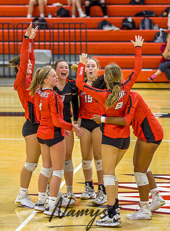 Centennial vs Maple Grove Varsity Volleyball 0103