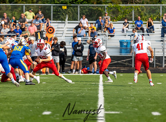 Centennial vs STMA JV Footballl 0035
