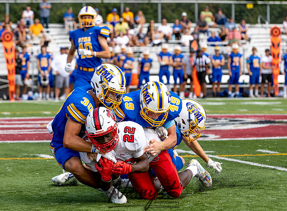 Centennial vs STMA JV Footballl 0087