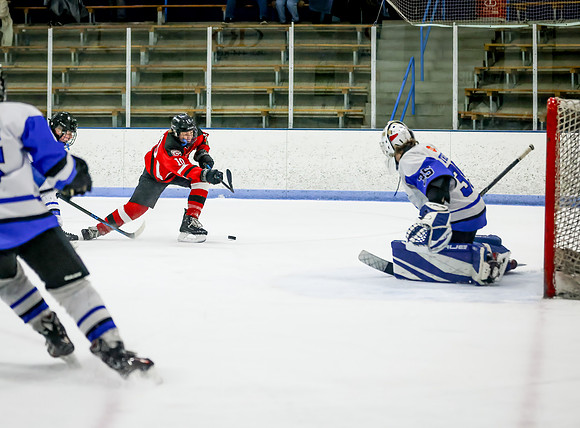 Centennial vs Cambridge Isanti Hockey 142