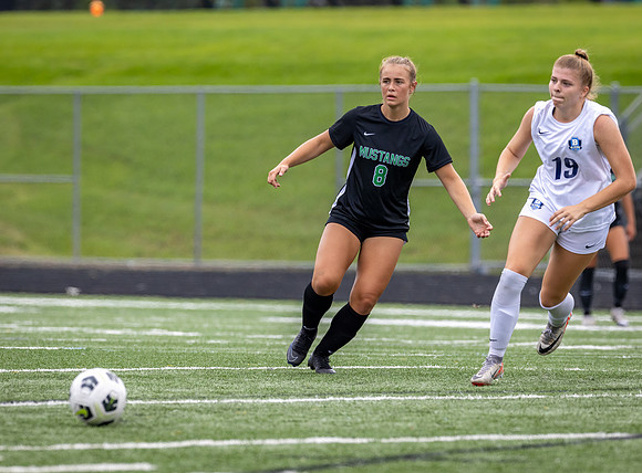 Mounds View vs Blaine Varsity Soccer 133