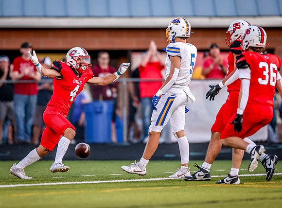 Centennial vs STMA Varsity Football 207