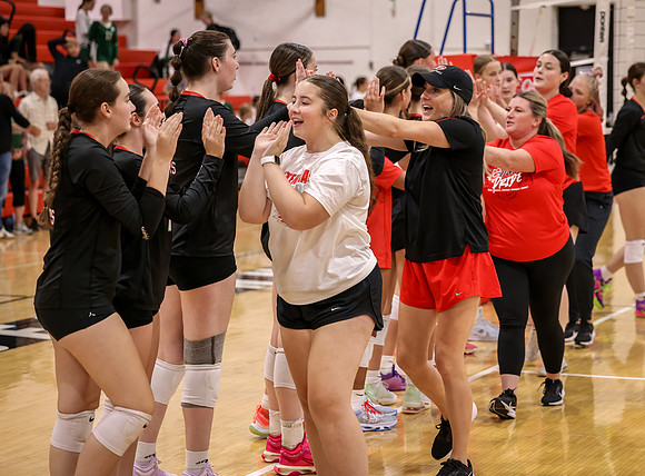 Centennial vs Mounds View Girls Varsity Volleyball 237