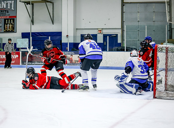 Centennial vs Cambridge Isanti Hockey 74