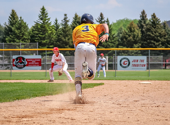 Centennial vs Mahtomedi Baseball 380