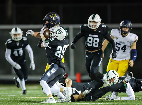 Mounds View vs Prior Lake Varsity Football 182