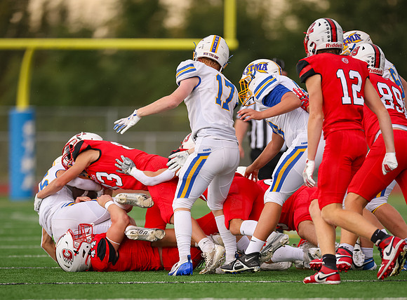 Centennial vs STMA JV Football 171