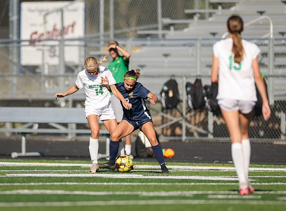 Mounds View vs Mahtomedi Girls Varisty Soccer 235