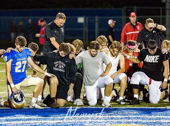 Centennial vs Wayzata Varsity Football Game 0242