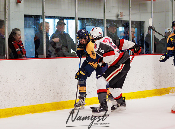 Centennial vs Mahtomedi Varsity Hockey 258