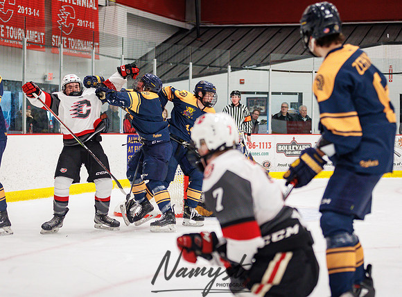 Centennial vs Mahtomedi Varsity Hockey 263