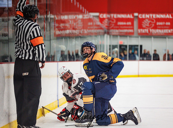 Centennial vs Mahtomedi Varsity Hockey 368